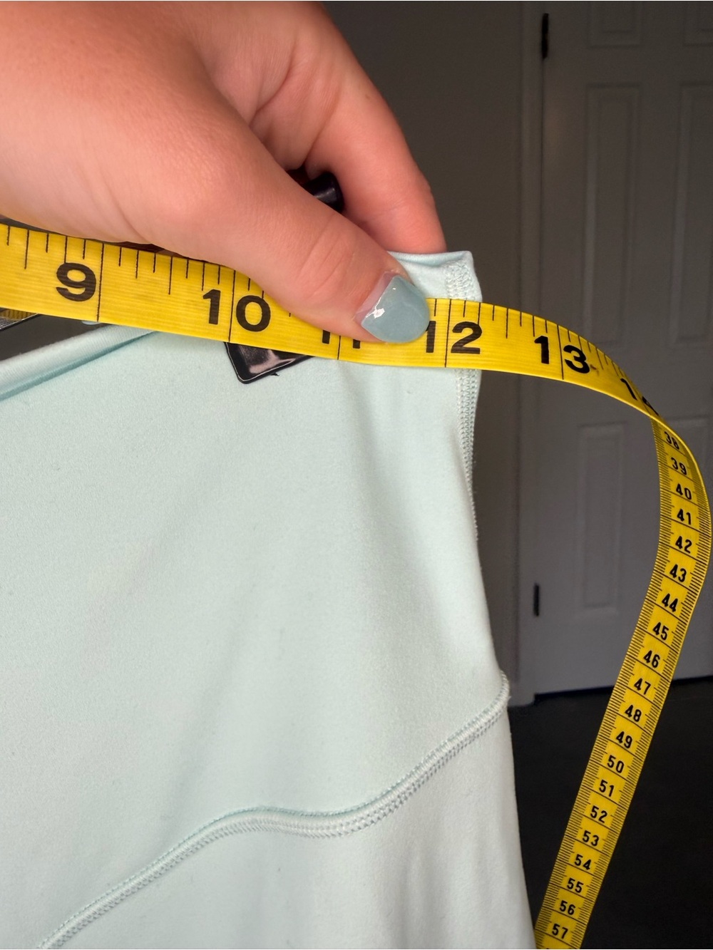 Lululemon 23” High-Waisted Align Leggings - Picture 6 of 7